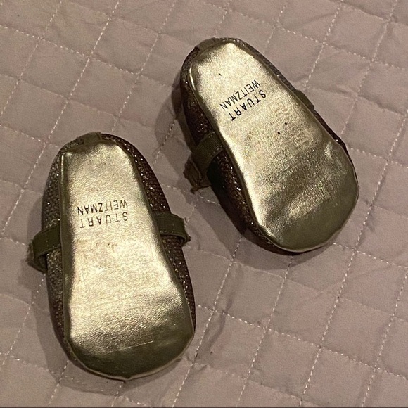 Baby Girl Stuart Weitzman Crib Shoes - Picture 3 of 5